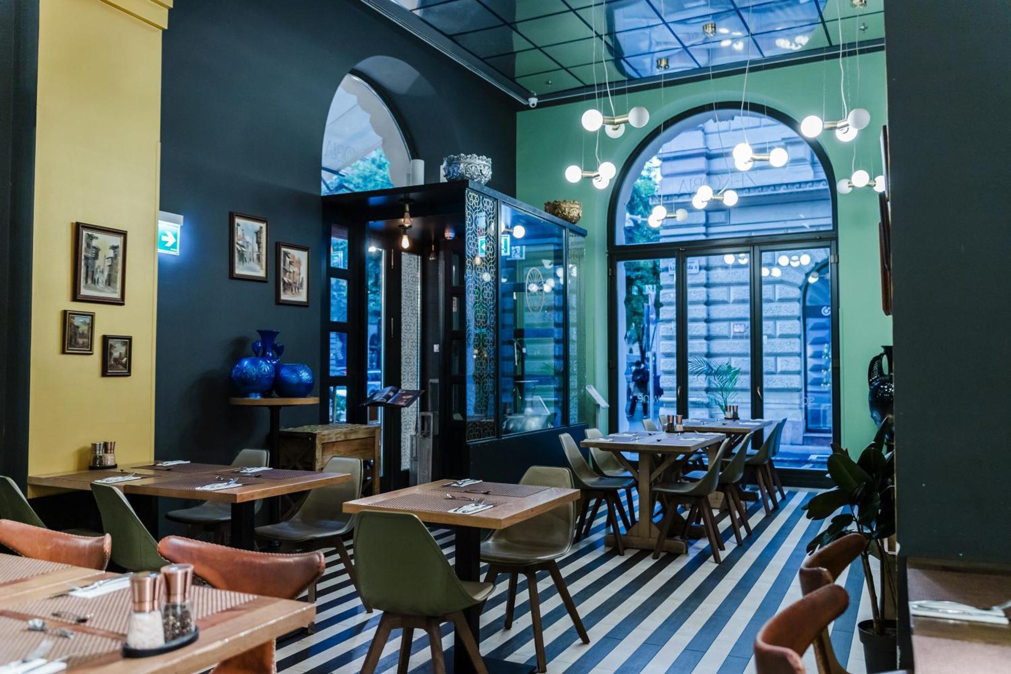 Hotel Moments By Continental Group 4*