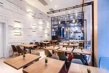 Hotel Moments By Continental Group